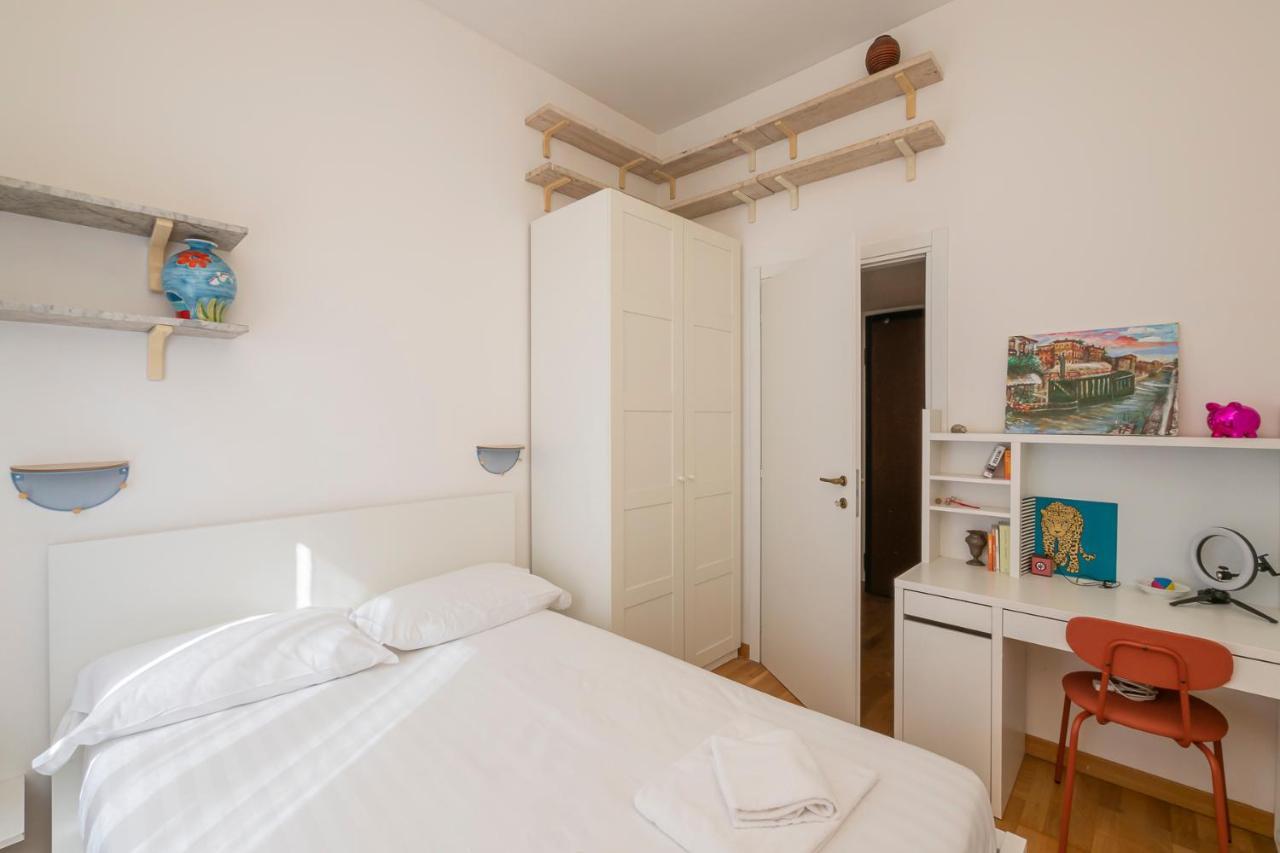 Luxury Flat Between Navigli And Duomo - Sambuco Милан Экстерьер фото